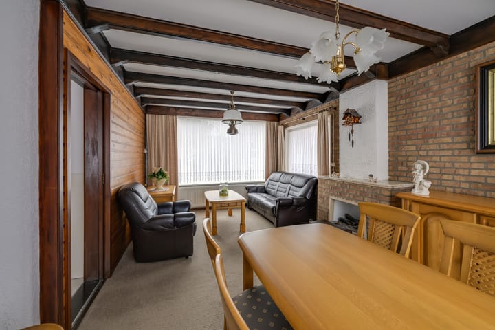 Photo 7 of Julianastraat 75