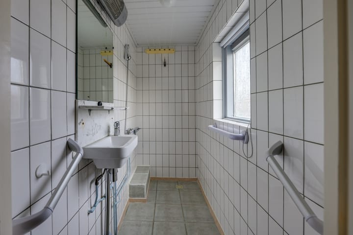 Photo 21 of Julianastraat 75