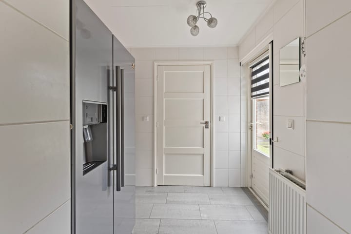 Foto 13 van Anthony Staringdreef 8