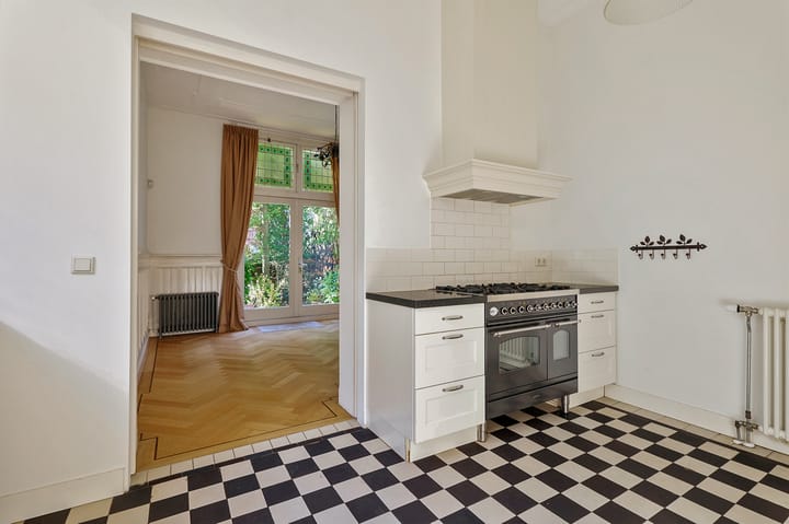 Foto 11 van Prins Hendriklaan 9