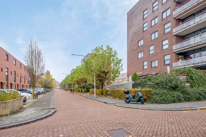 Bekijk foto 34 van Bremenstraat 157