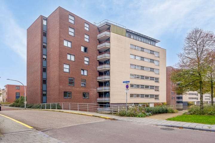 Foto 35 van Bremenstraat 157