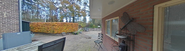 View 360° photo of voortuin of Vrijenbergweg 35