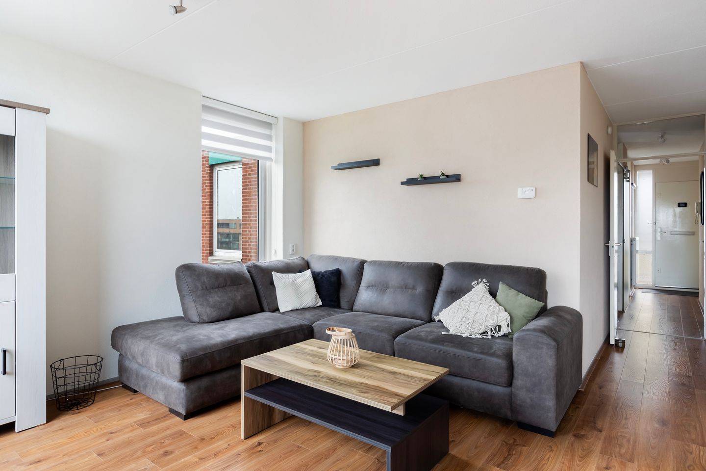 Photo 10 of Buis 157