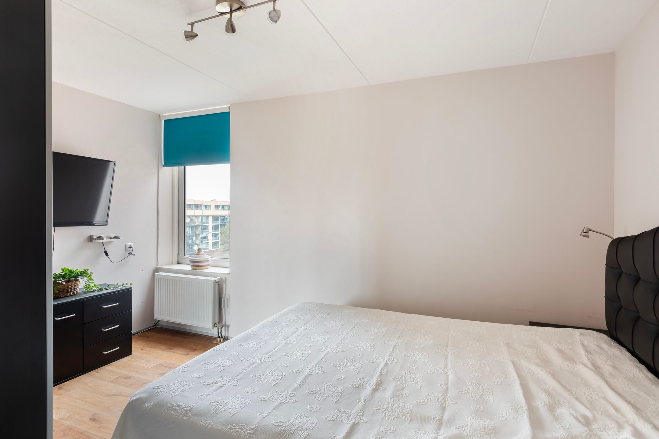 Photo 18 of Buis 157