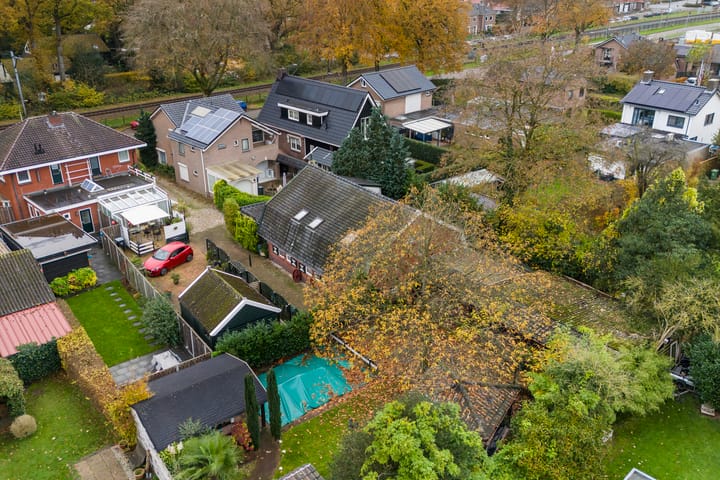 Foto 2 van Parallelweg 32