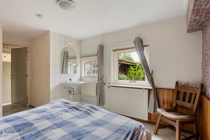 Foto 48 van Parallelweg 32