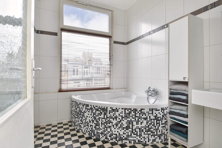 Foto 35 van Koningin Emmakade 48