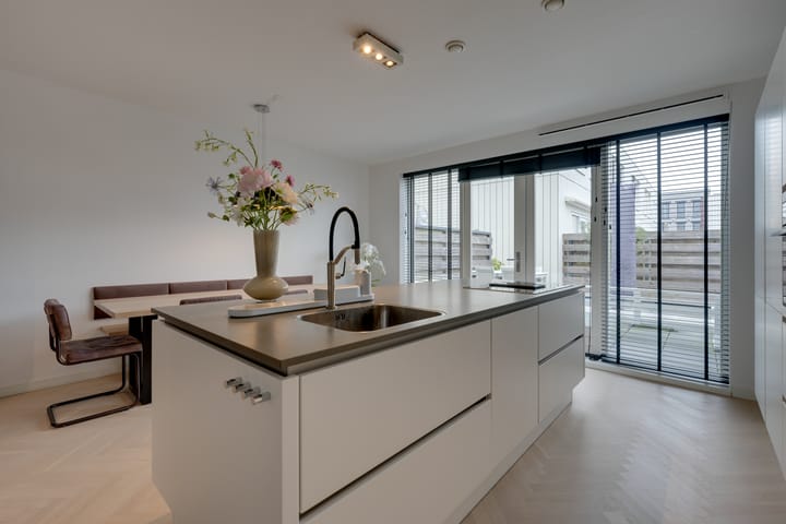 Foto 2 van Binnenbuurt 25