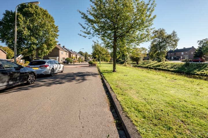 Foto 37 van Couperuslaan 141