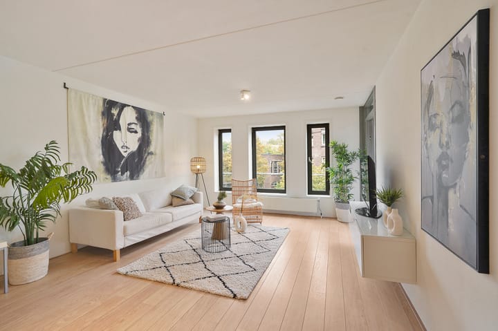 Foto 2 van Tolstraat 4-B