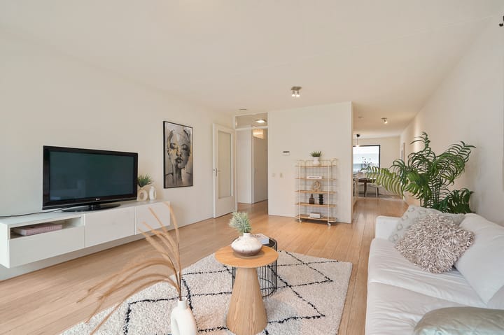 Foto 12 van Tolstraat 4-B