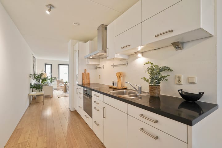 Foto 15 van Tolstraat 4-B