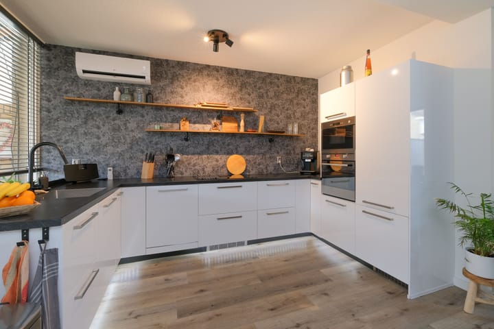 Foto 10 van Heslingahuis 9