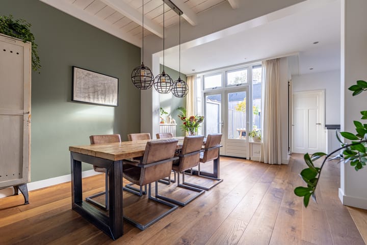 Foto 11 van W. de Vries Robbéweg 38