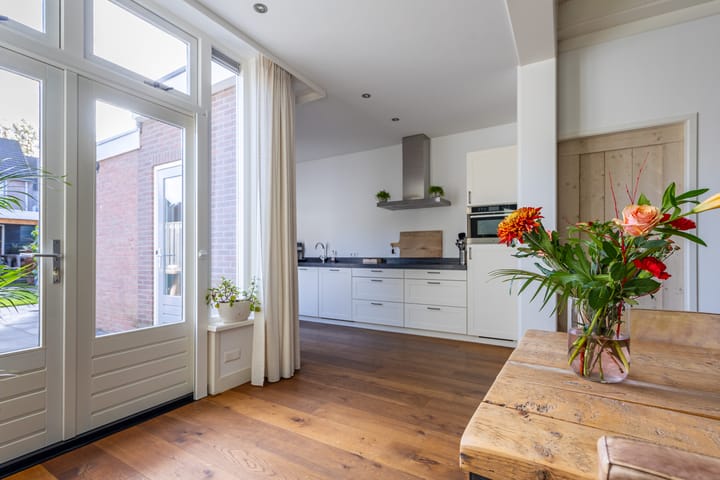 Foto 13 van W. de Vries Robbéweg 38