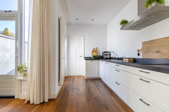 Foto 14 van W. de Vries Robbéweg 38