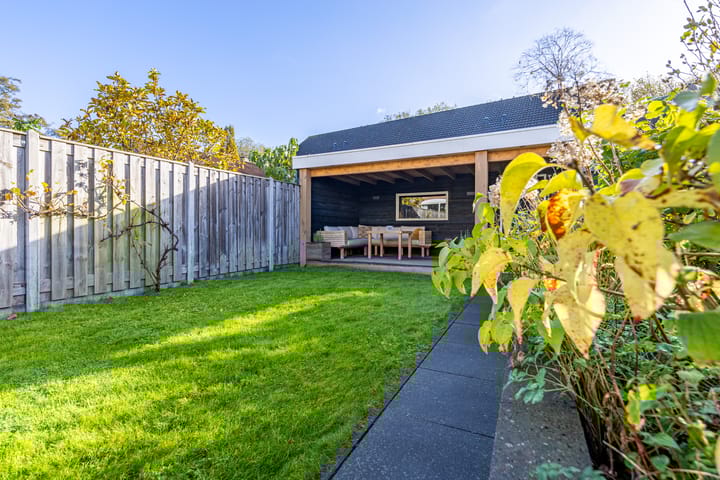 Foto 17 van W. de Vries Robbéweg 38