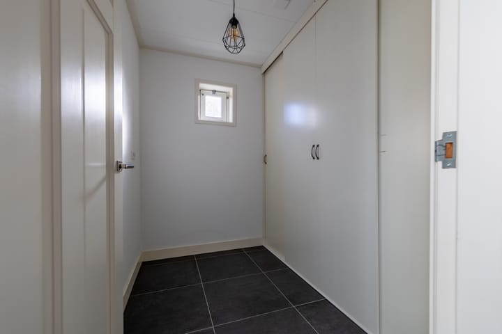 Foto 22 van W. de Vries Robbéweg 38