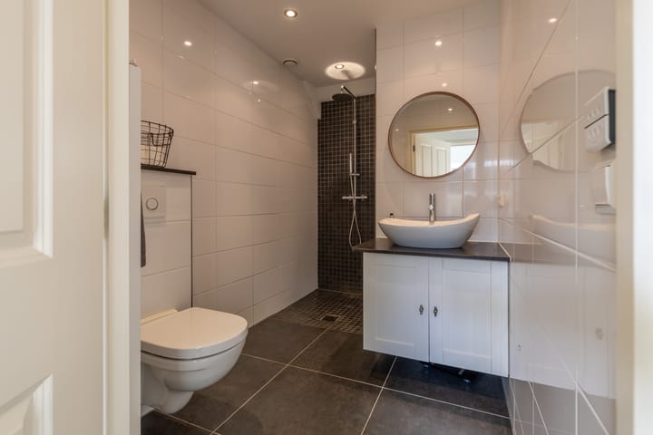 Foto 27 van W. de Vries Robbéweg 38