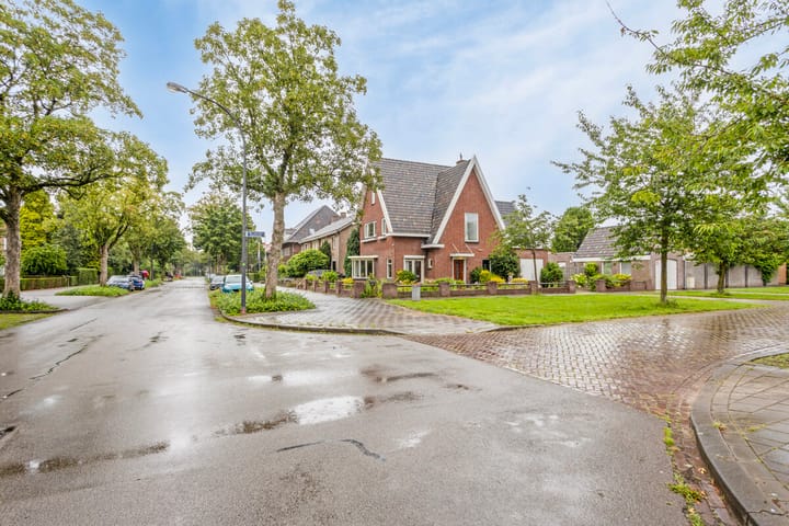 Photo 5 of Burgemeester van den Elzenlaan 7