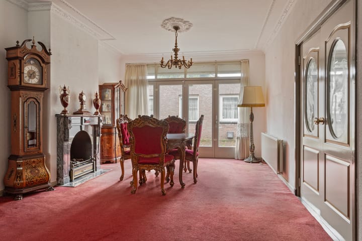 Photo 11 of Burgemeester van den Elzenlaan 7