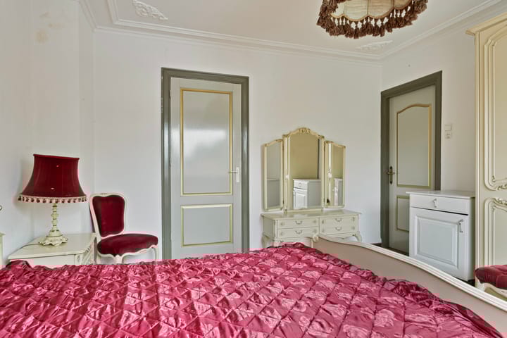 Photo 27 of Burgemeester van den Elzenlaan 7