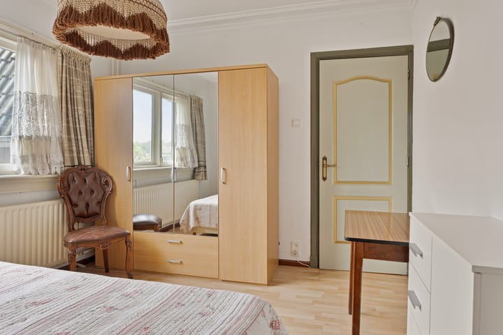 Photo 29 of Burgemeester van den Elzenlaan 7