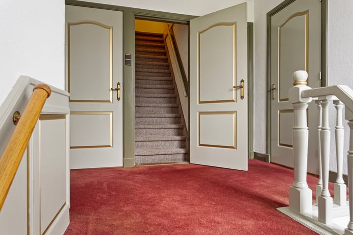 Photo 30 of Burgemeester van den Elzenlaan 7