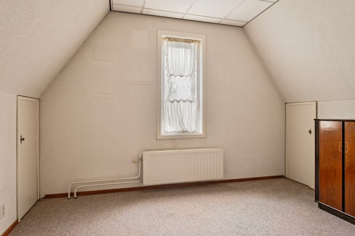 Photo 33 of Burgemeester van den Elzenlaan 7