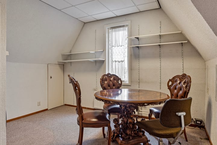 Photo 36 of Burgemeester van den Elzenlaan 7