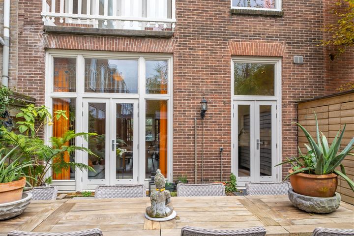 Bekijk foto 35 van Cornelis Schuytstraat 62