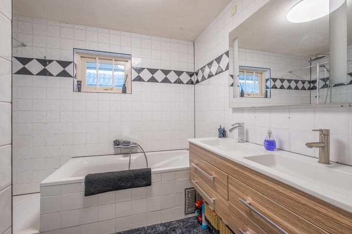 Foto 25 van Haringvliet 27