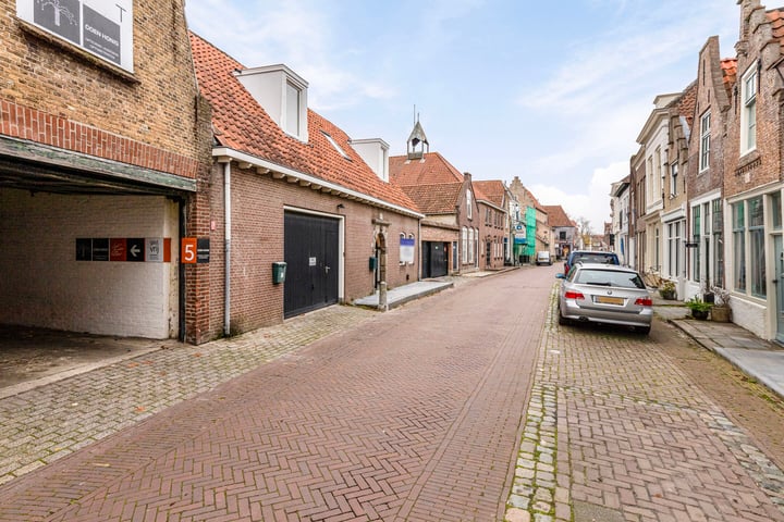 Bekijk foto 6 van Sint Domusstraat 5-D