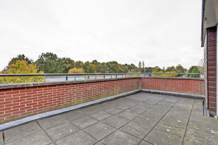 Photo 15 of Vlierbessenstraat 2