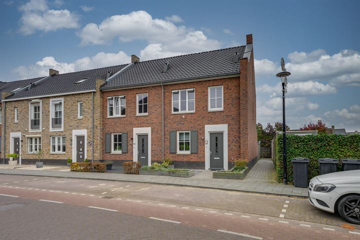 van Voornestraat 2