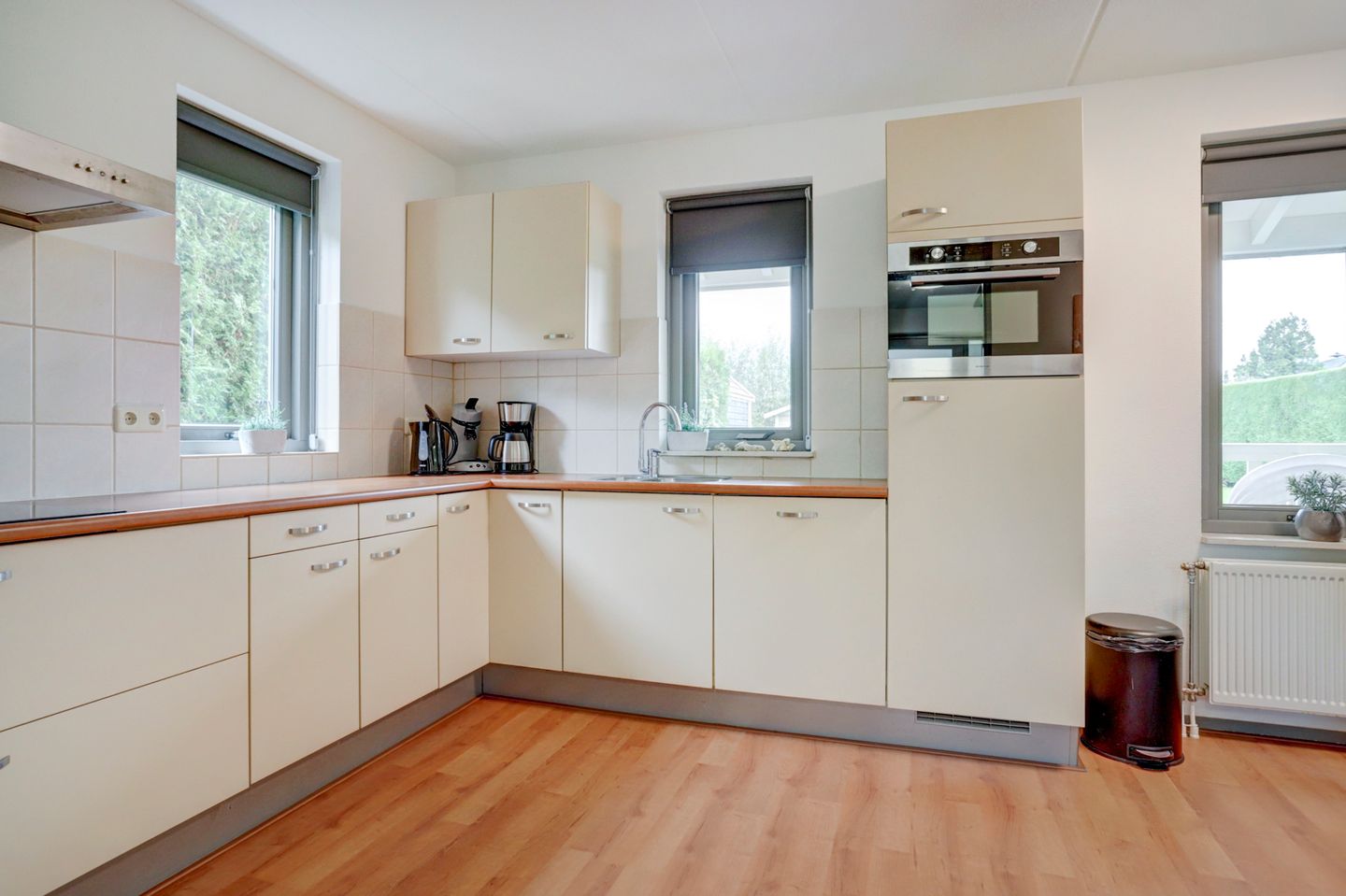 Photo 10 of Binnendijk 2-137