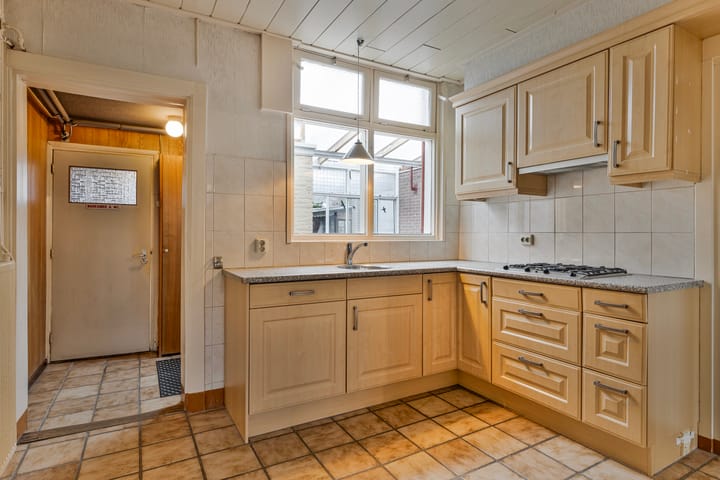 Foto 13 van Molenstraat 10