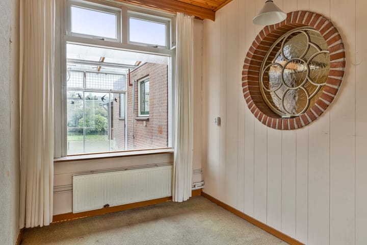 Foto 12 van Molenstraat 10