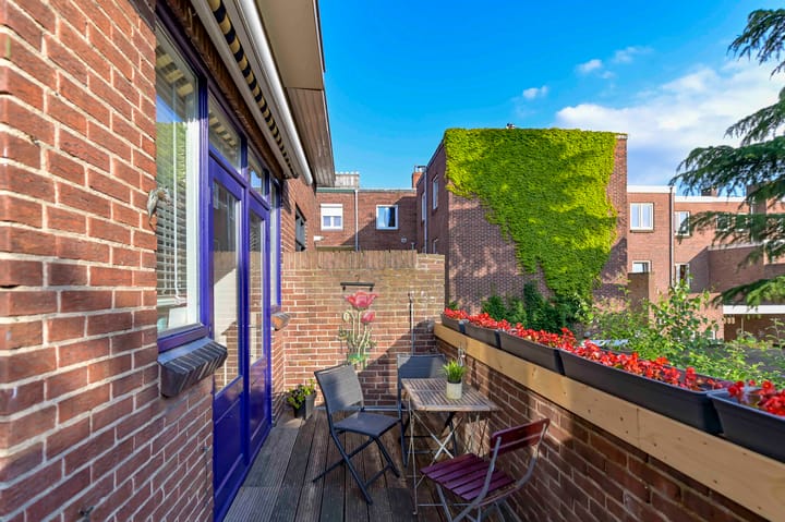 Photo 13 of Ruijs de Beerenbrouckstraat 2