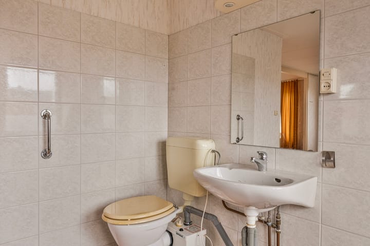 Foto 27 van Molenstraat 10