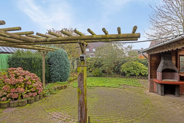 Foto 34 van Molenstraat 10