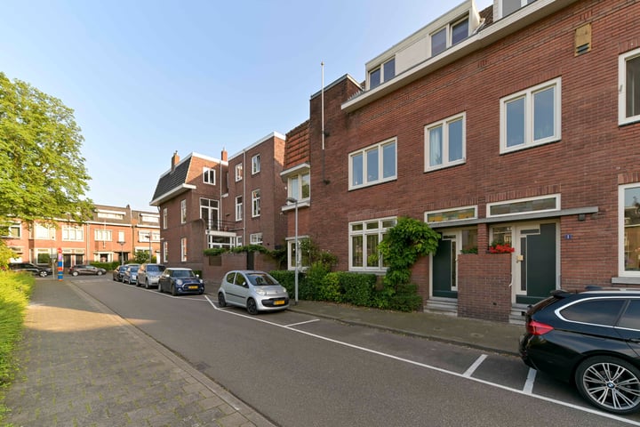 View photo 25 of Ruijs de Beerenbrouckstraat 2