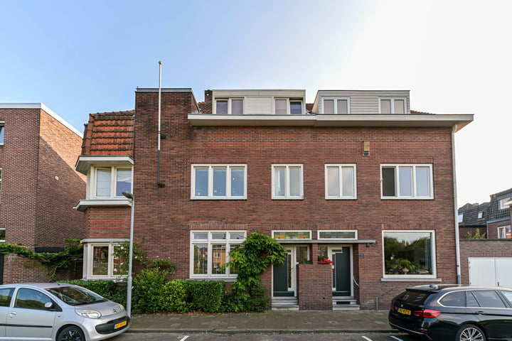 View photo 26 of Ruijs de Beerenbrouckstraat 2