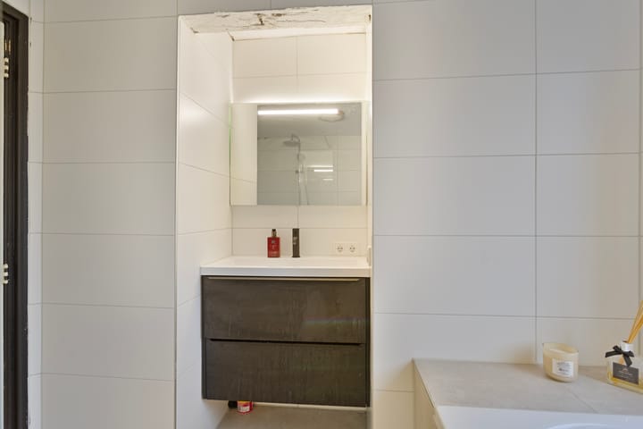 Foto 25 van van Assendelftstraat 76