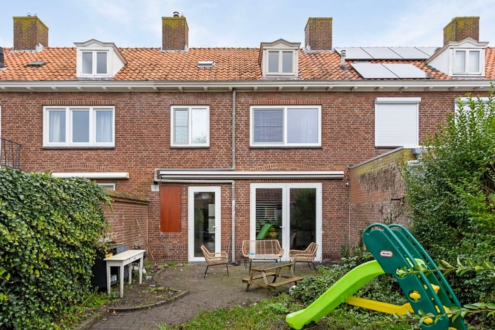 View photo 36 of van Assendelftstraat 76