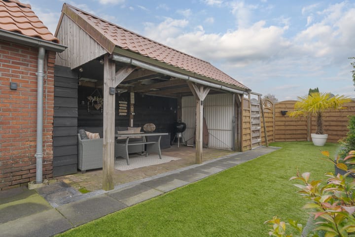 Foto 6 van Meidoornstraat 5