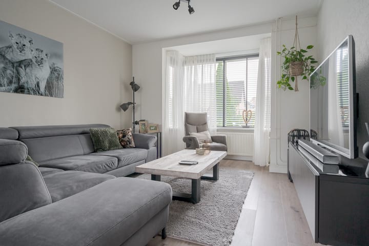 Foto 24 van Meidoornstraat 5