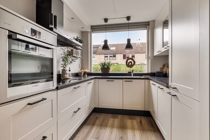 Foto 7 van Valeriaanstraat 27