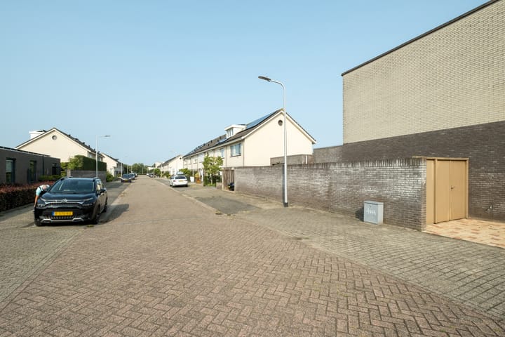 Foto 33 van Meedhuizenstraat 13